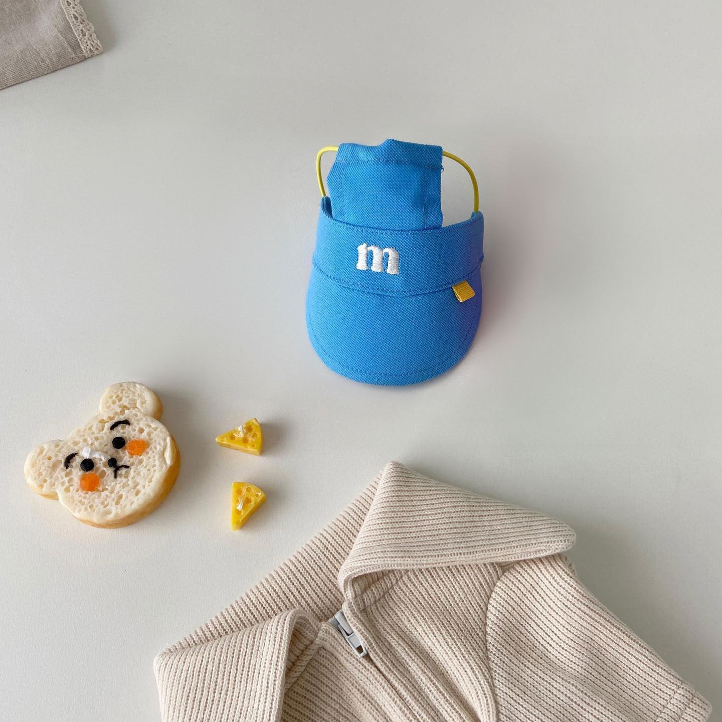 Dog Sun Hat: Stylish and Protective Headgear for Your Dog